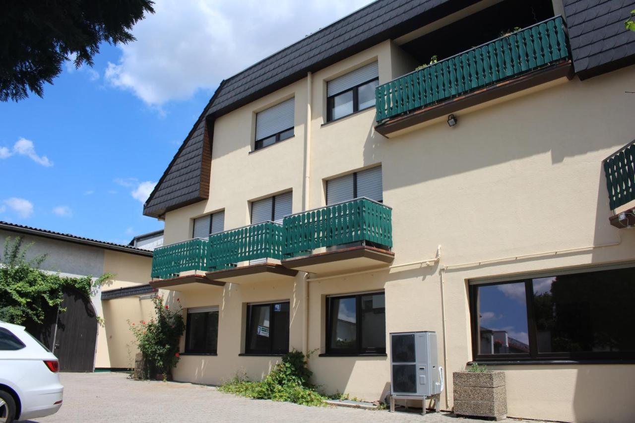 Hotel Gruener Baum Bretzenheim Esterno foto